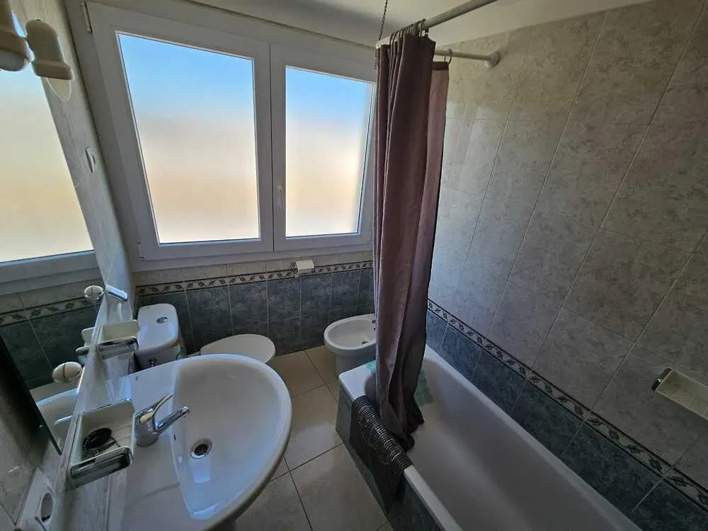 Appartement Vue Sur Les Canaux Empuriabrava Apartment